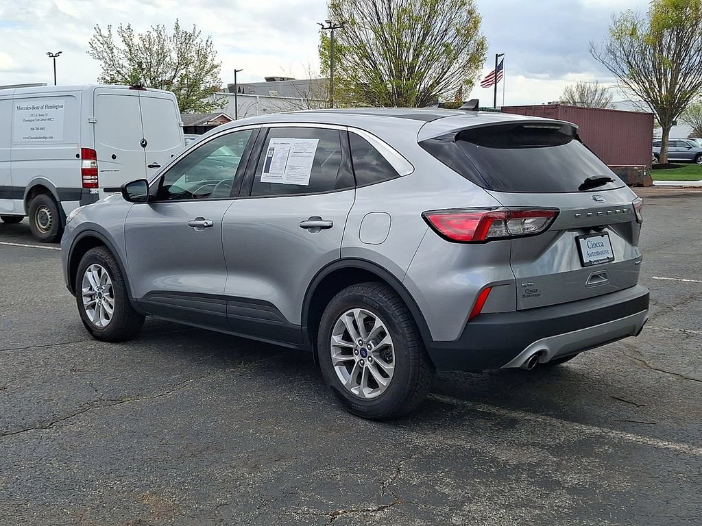 Certified 2022 Ford Escape SE w/ Convenience Package AWD/4WD image 7