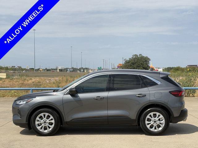 Certified 2023 Ford Escape Active FWD image 3