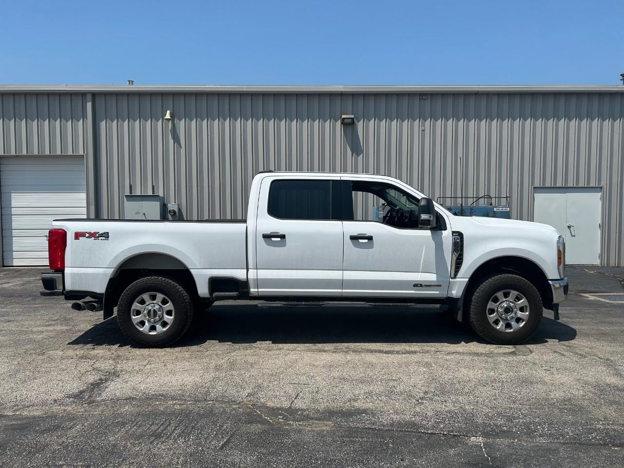 Certified 2024 Ford F250 XLT w/ FX4 Off-Road Package AWD/4WD image 2