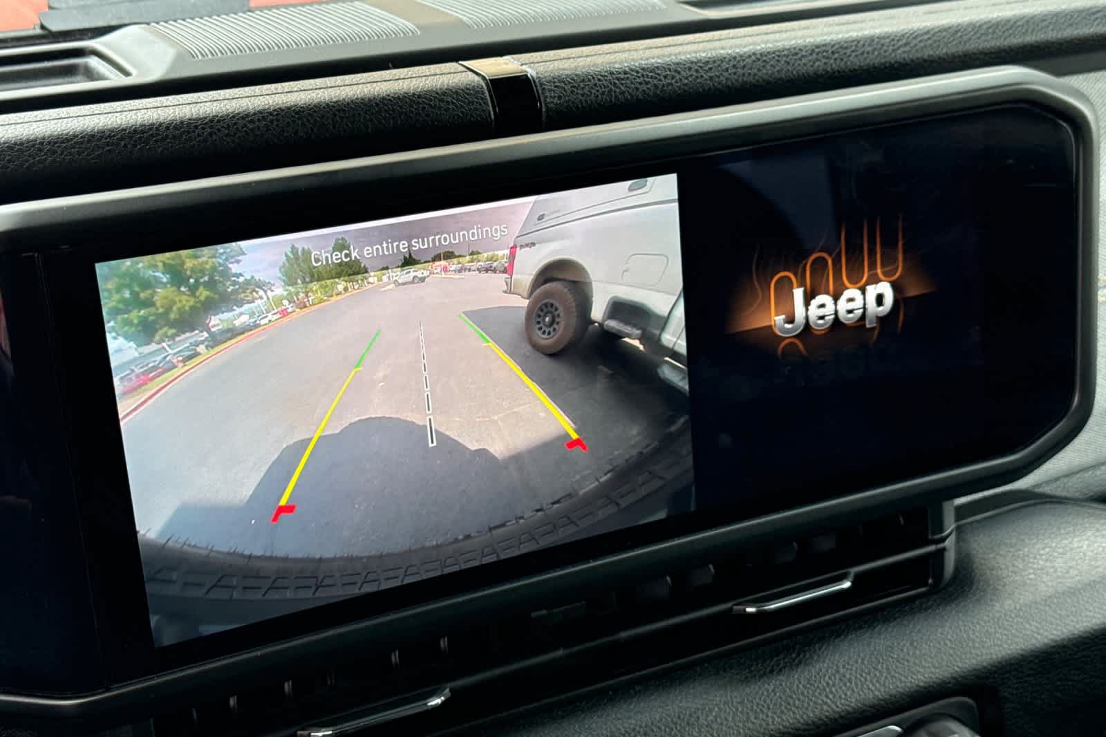 Used 2025 Jeep Wrangler Unlimited Sport AWD/4WD image 19
