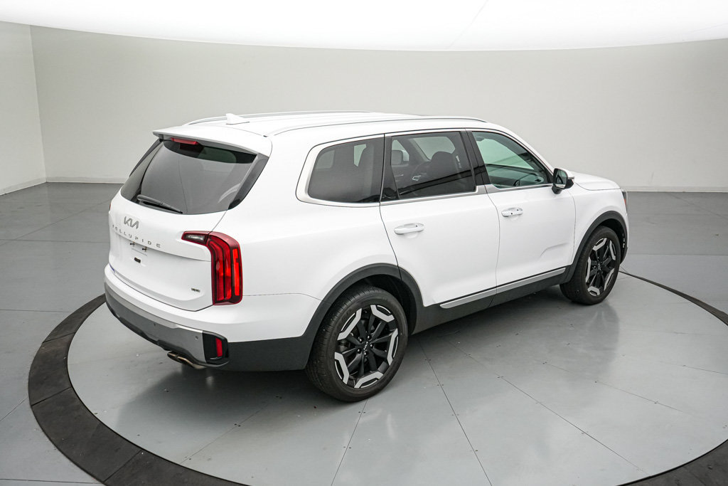 Used 2023 Kia Telluride S w/ S Sunroof Package AWD/4WD image 4
