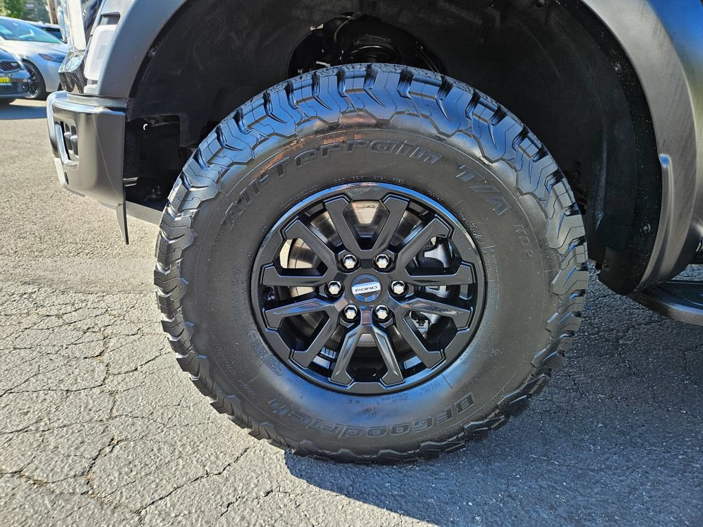 Certified 2024 Ford F150 Raptor AWD/4WD image 9