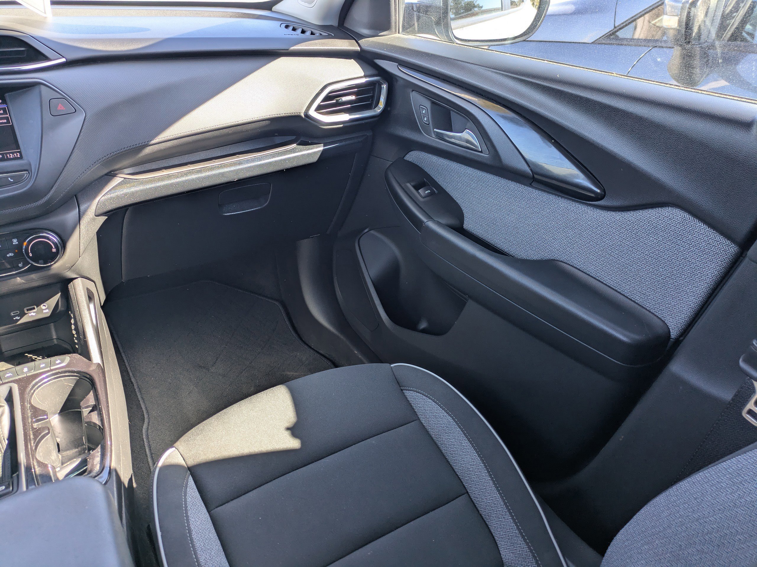 Used 2023 Chevrolet TrailBlazer LT image 19