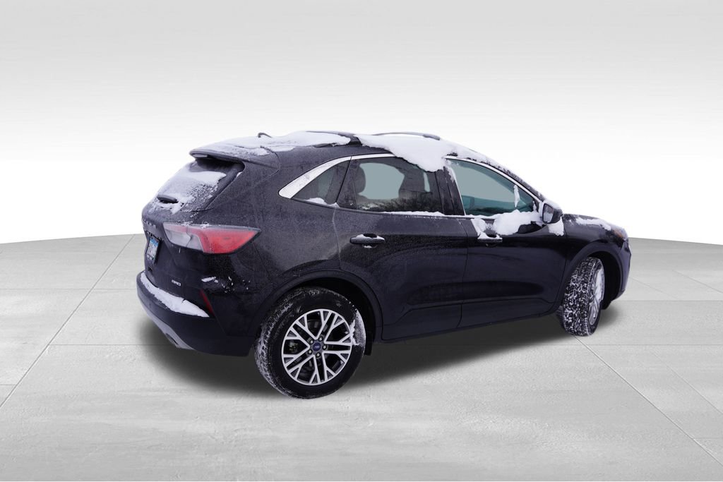 Certified 2022 Ford Escape SEL w/ Technology Package image 4