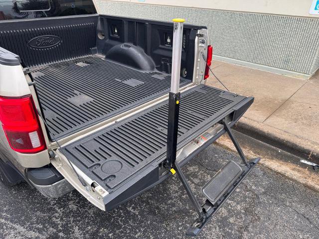 Certified 2018 Ford F150 Lariat w/ Equipment Group 502A Luxury image 17