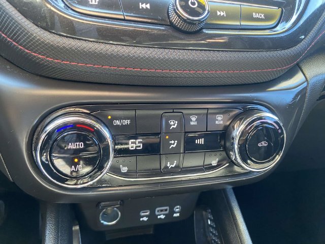Used 2023 Chevrolet TrailBlazer RS w/ Convenience Package FWD image 26