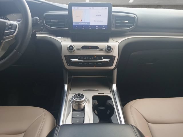 Certified 2023 Ford Explorer XLT w/ Equipment Group 202A RWD image 4