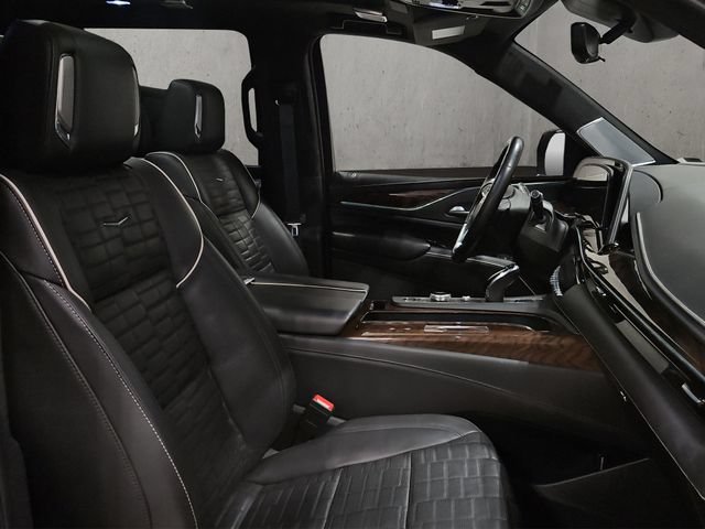 Used 2022 Cadillac Escalade Sport Platinum AWD/4WD image 20