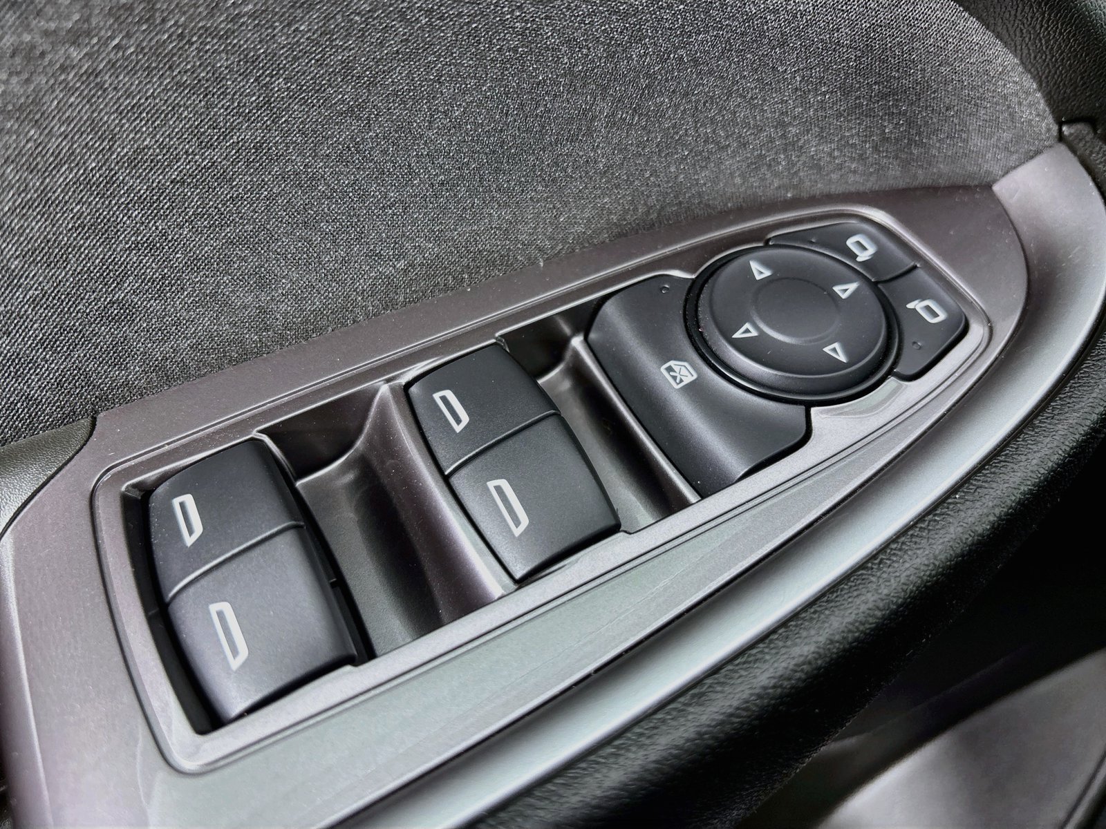 Used 2018 Chevrolet Malibu LS FWD image 17