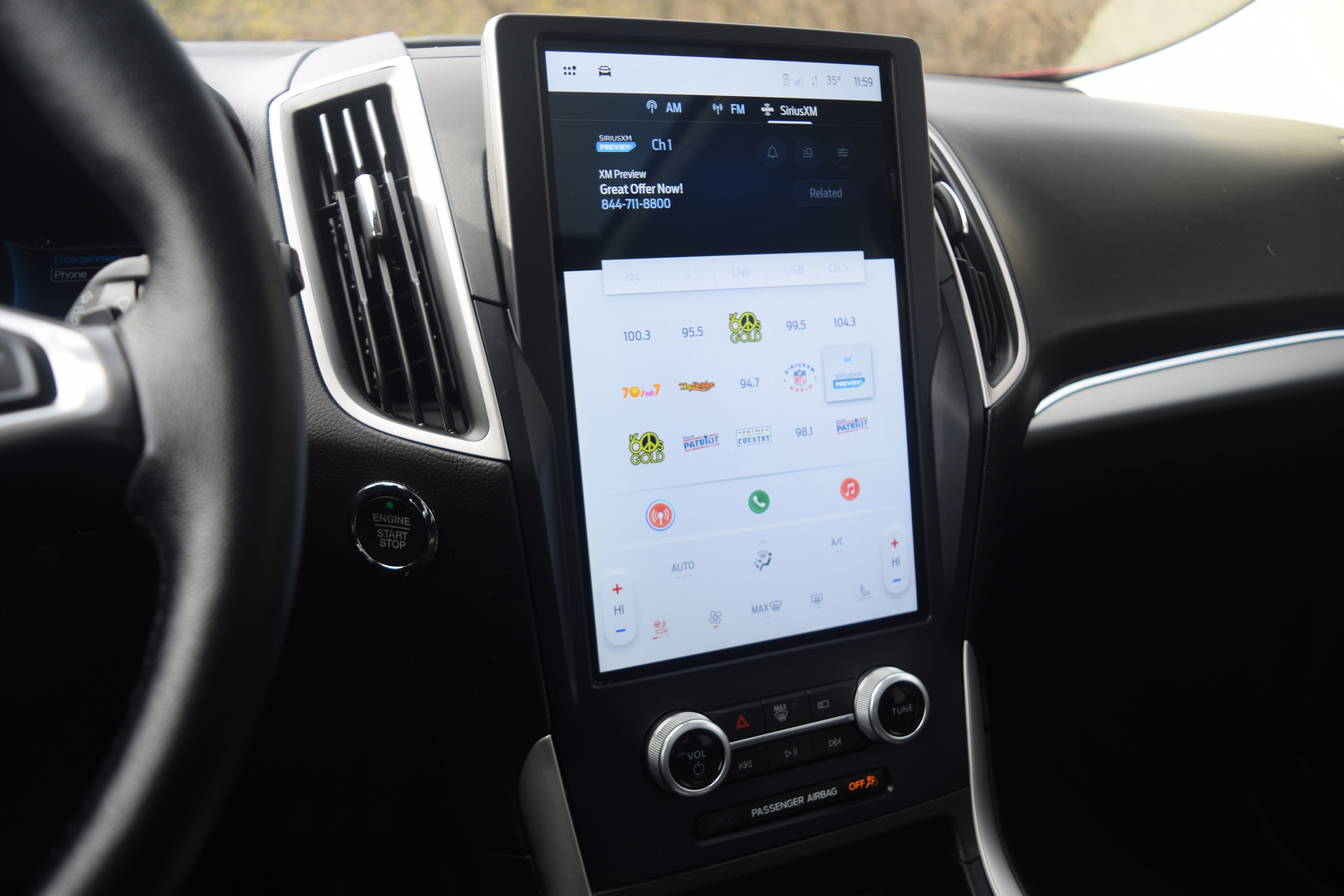 Certified 2022 Ford Edge SEL w/ Convenience Package image 9