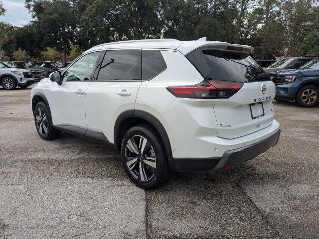 Used 2026 Nissan Rogue SL FWD image 6