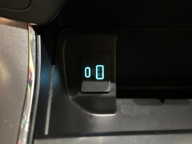 Certified 2023 Ford F150 Lightning XLT w/ Equipment Group 312A High image 29