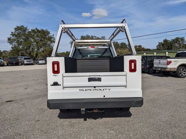 Certified 2023 Ford F250 XL w/ XL Chrome Package image 4