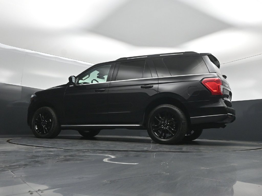 Certified 2022 Ford Expedition XLT RWD image 54