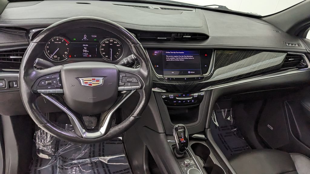 Used 2020 Cadillac XT6 Premium Luxury AWD/4WD image 4