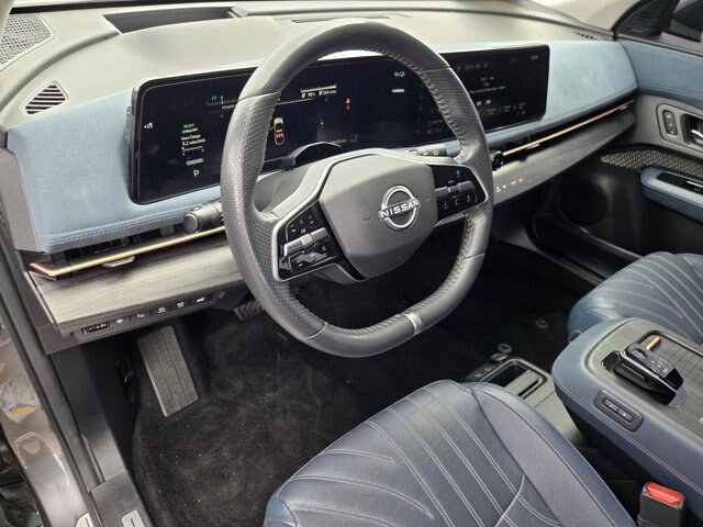 Used 2023 Nissan Ariya AWD/4WD image 18