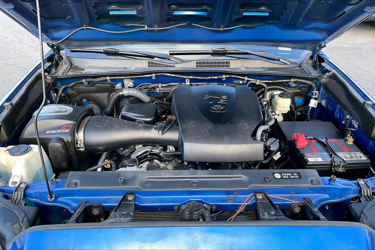 Used 2017 Toyota Tacoma TRD Sport RWD image 9