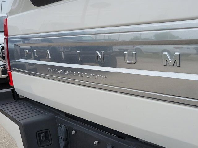 Certified 2022 Ford F250 Platinum w/ Tremor Off-Road Package AWD/4WD image 8