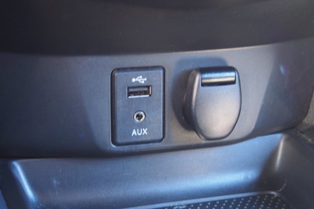 Used 2017 Nissan Rogue Sport SL w/ SL Premium Package image 24