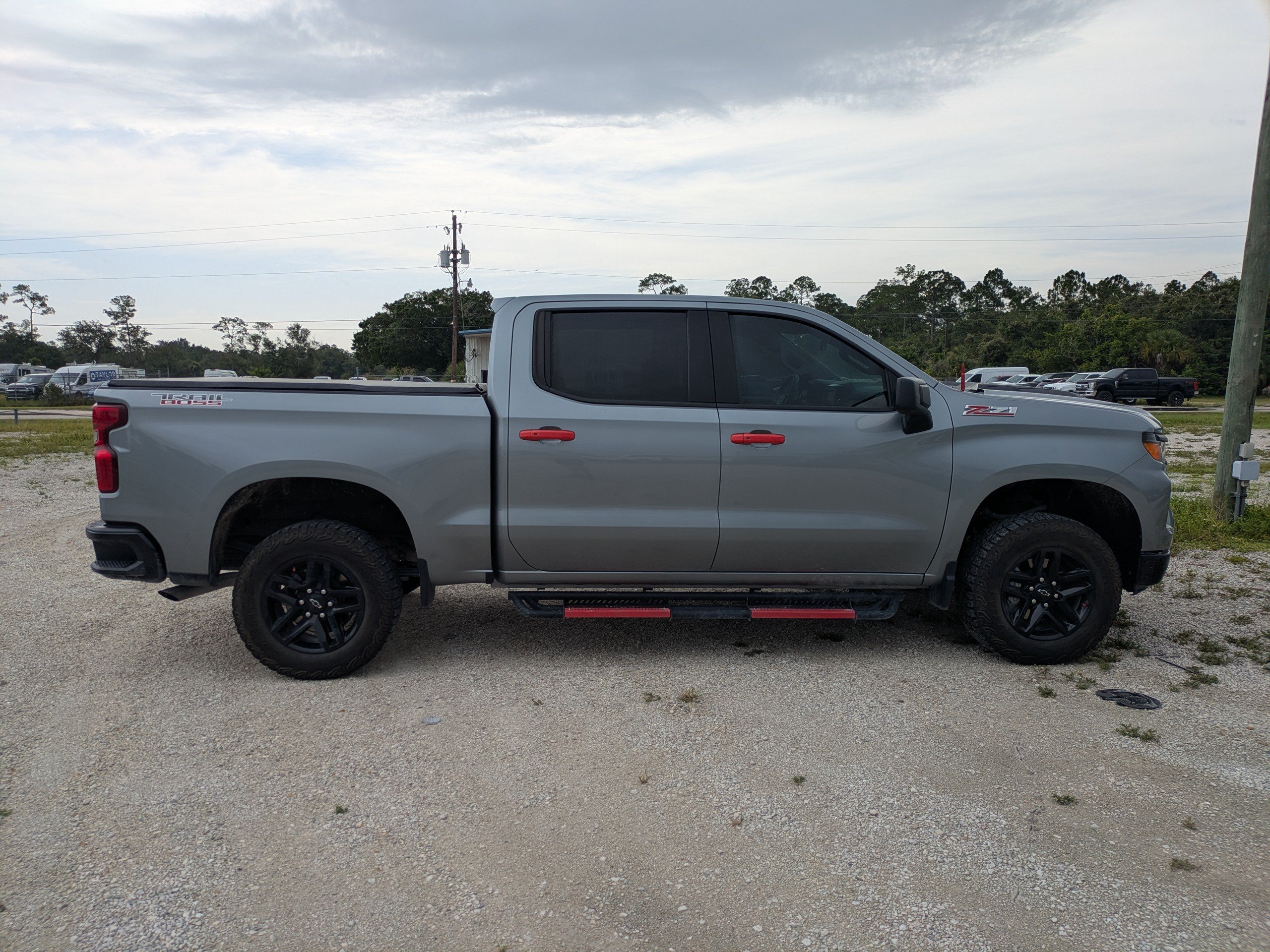 Used 2024 Chevrolet Silverado 1500 Custom Trail Boss AWD/4WD image 3