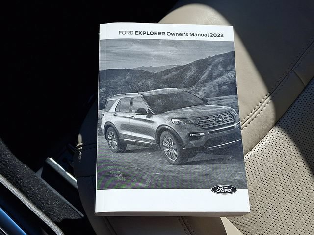 Certified 2023 Ford Explorer Platinum w/ Technology Package AWD/4WD image 26