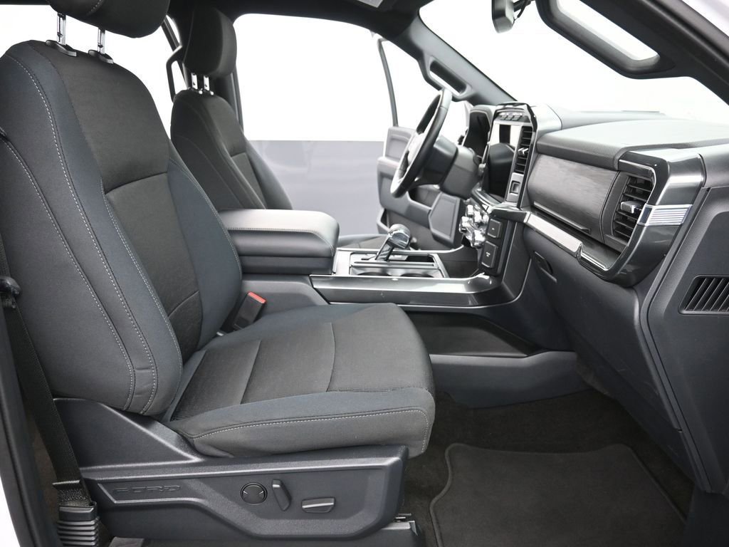 Certified 2022 Ford F150 XLT w/ Equipment Group 302A High image 25