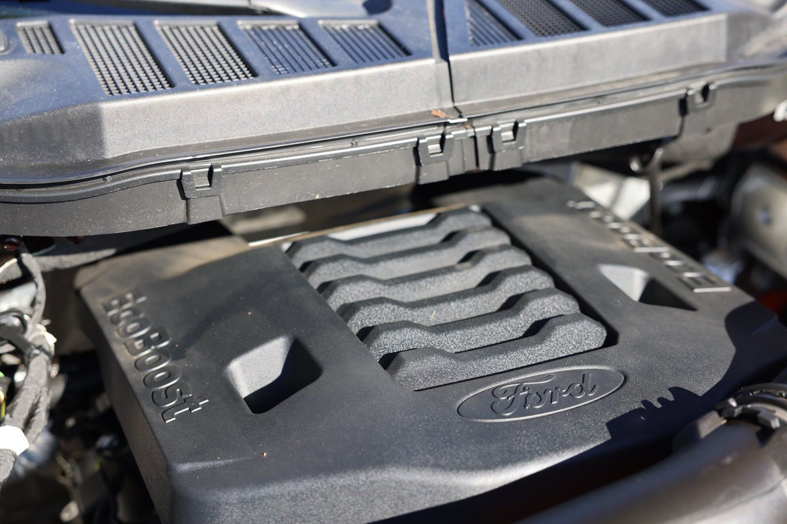 Certified 2022 Ford F150 XLT w/ Equipment Group 302A High image 36