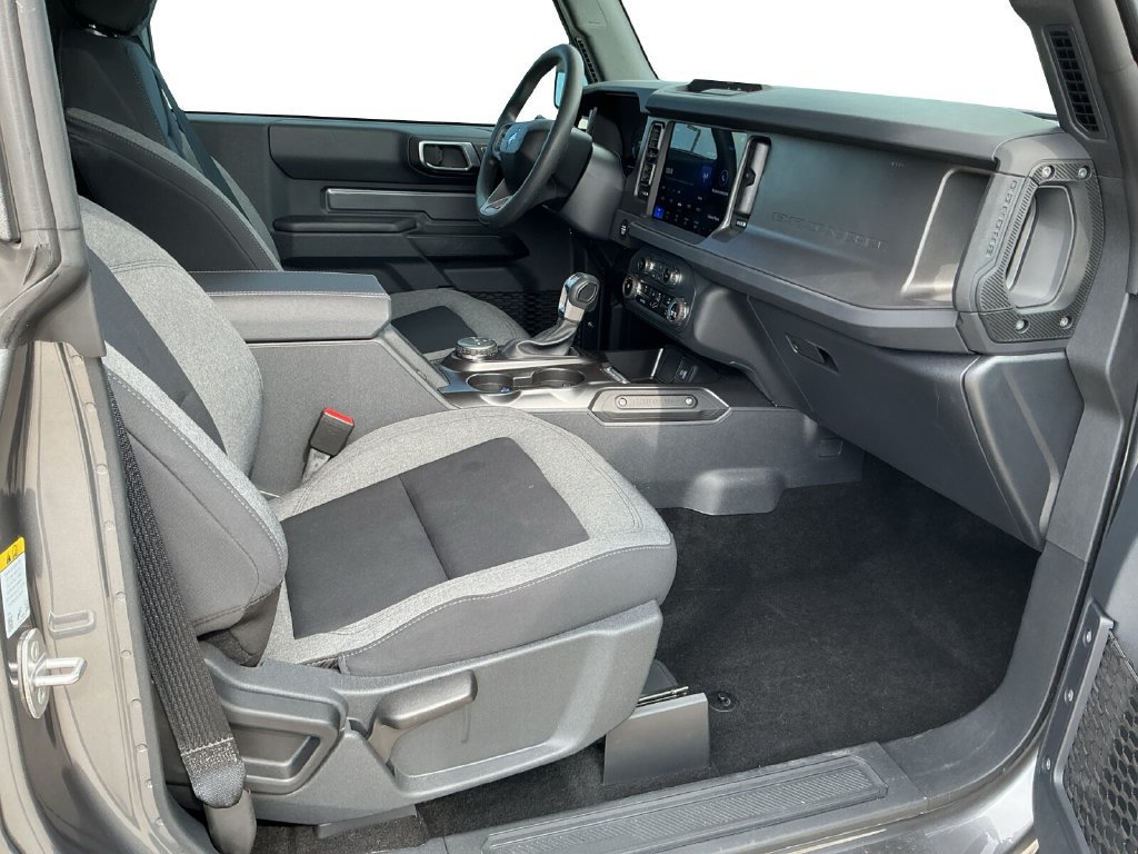 Certified 2025 Ford Bronco 2-Door AWD/4WD image 27