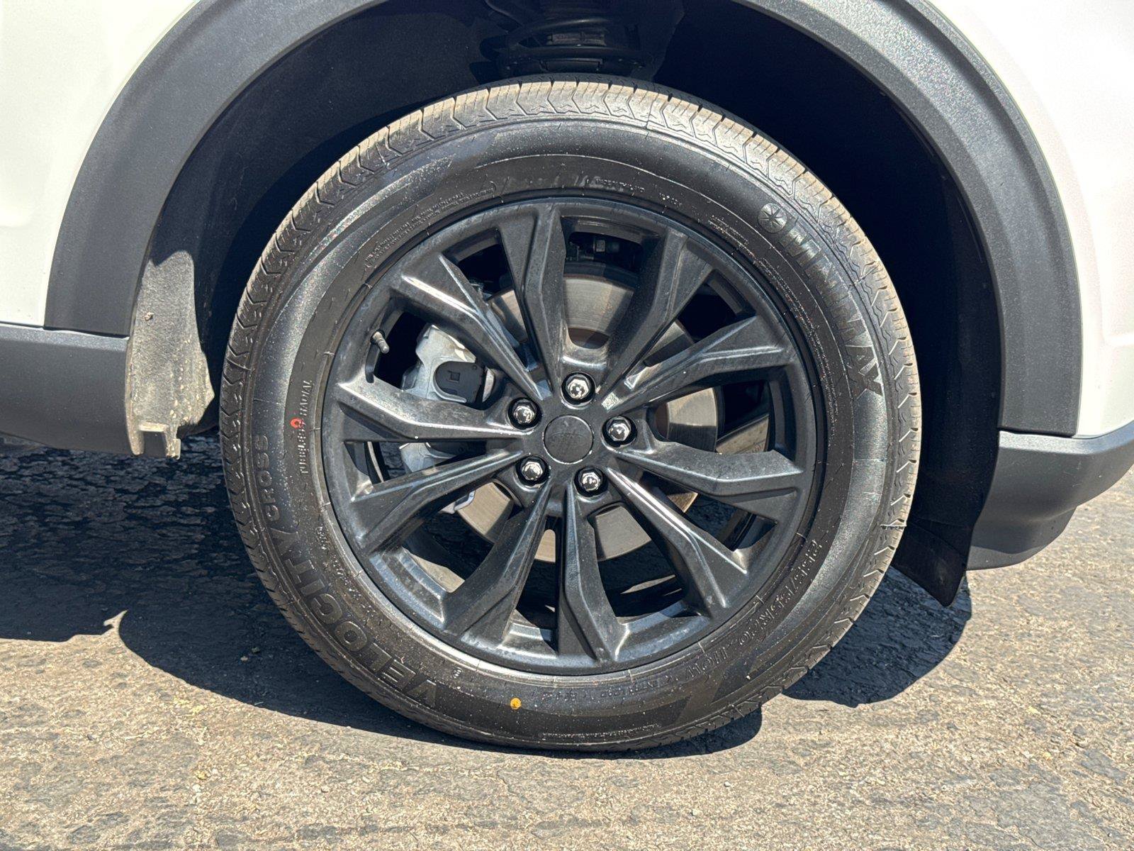 Certified 2023 Ford Explorer XLT w/ Equipment Group 202A AWD/4WD image 6