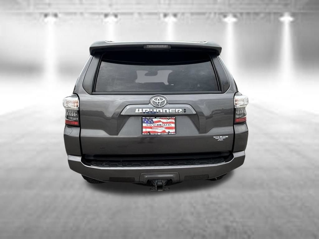 Used 2021 Toyota 4Runner SR5 Premium w/ Moonroof Package AWD/4WD image 5