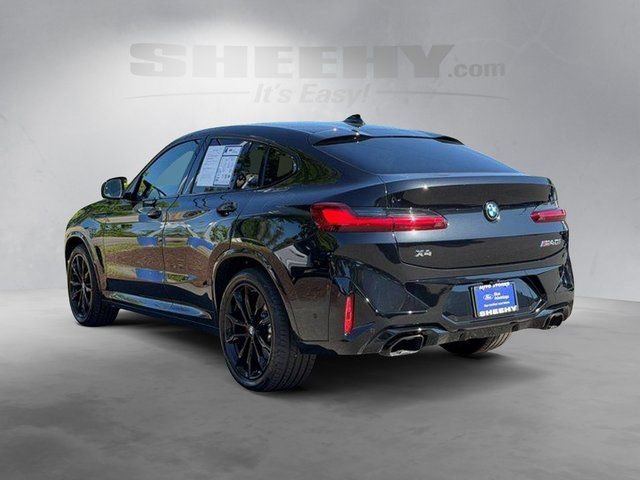 Used 2025 BMW X4 M40i AWD/4WD image 16