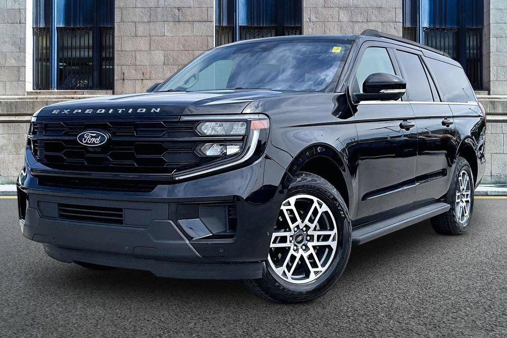 Certified 2025 Ford Expedition Max Active AWD/4WD image 2