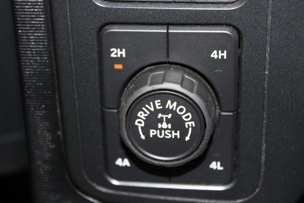 Certified 2022 Ford F150 Platinum w/ Equipment Group 701A High image 48