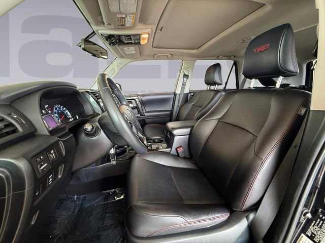 Used 2018 Toyota 4Runner TRD Off-Road Premium AWD/4WD image 10
