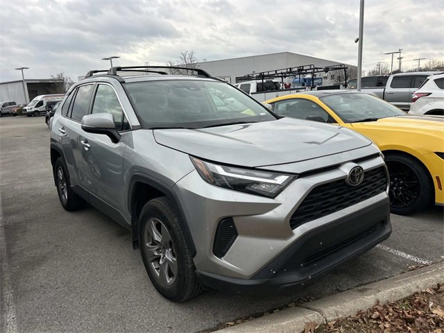 Used 2022 Toyota RAV4 XLE image 3