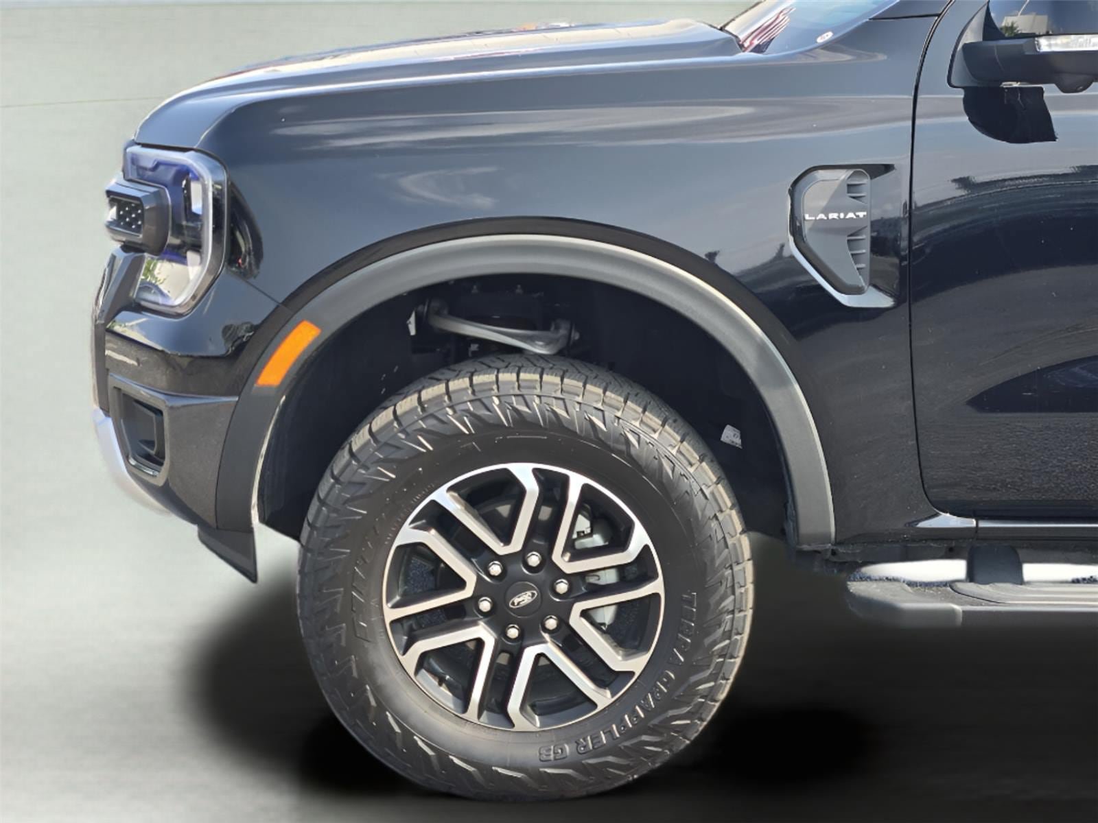 Certified 2025 Ford Ranger Lariat AWD/4WD image 9