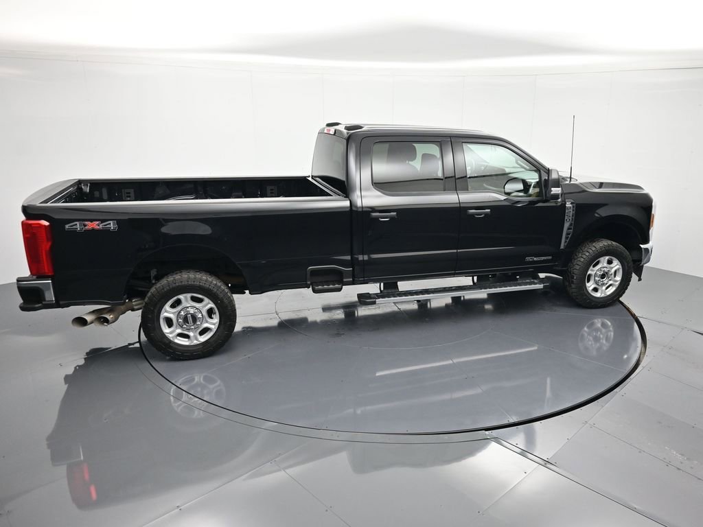 Certified 2025 Ford F250 XLT image 32