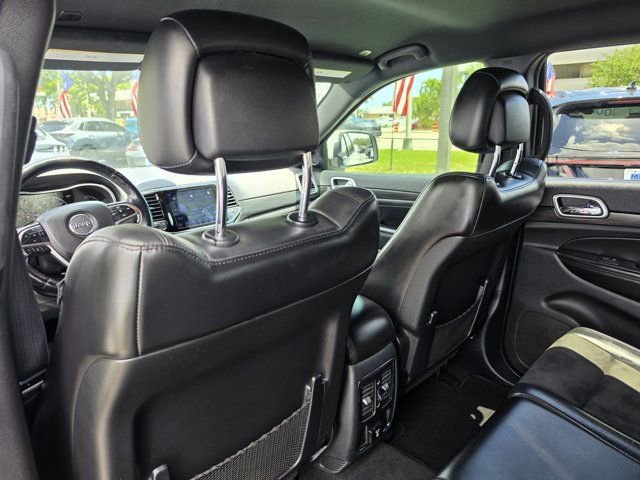 Used 2020 Jeep Grand Cherokee Altitude AWD/4WD image 15