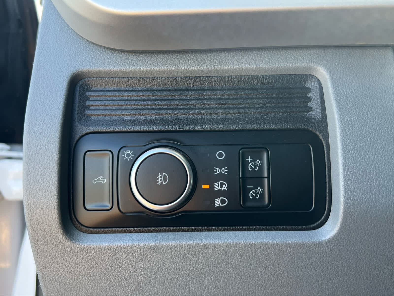 Certified 2024 Ford F350 XLT AWD/4WD image 32