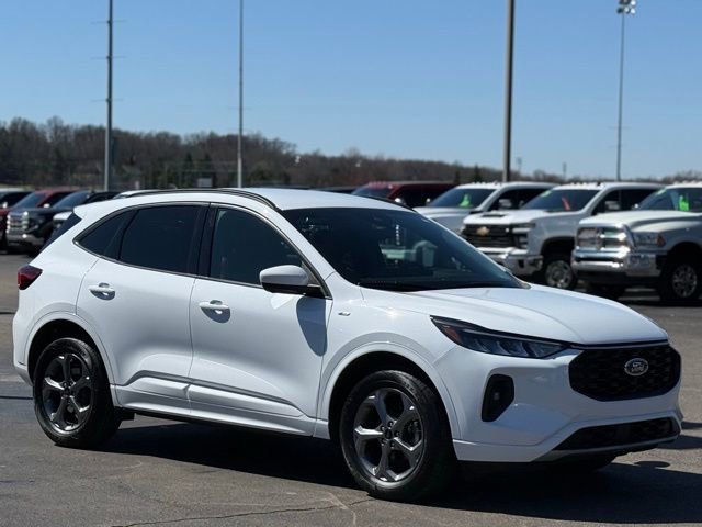 Certified 2023 Ford Escape ST-Line Select w/ Tech Pack #2 AWD/4WD image 36