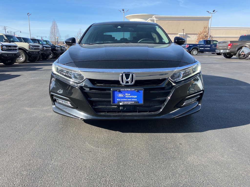 Used 2018 Honda Accord EX image 9