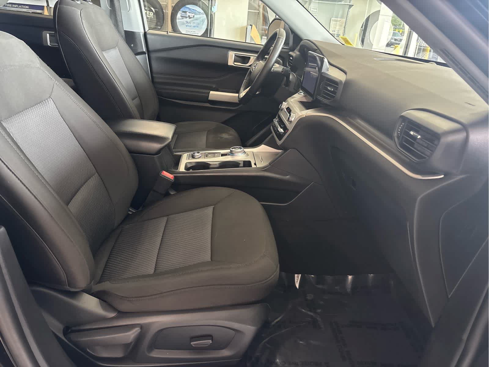 Certified 2022 Ford Explorer XLT AWD/4WD image 37