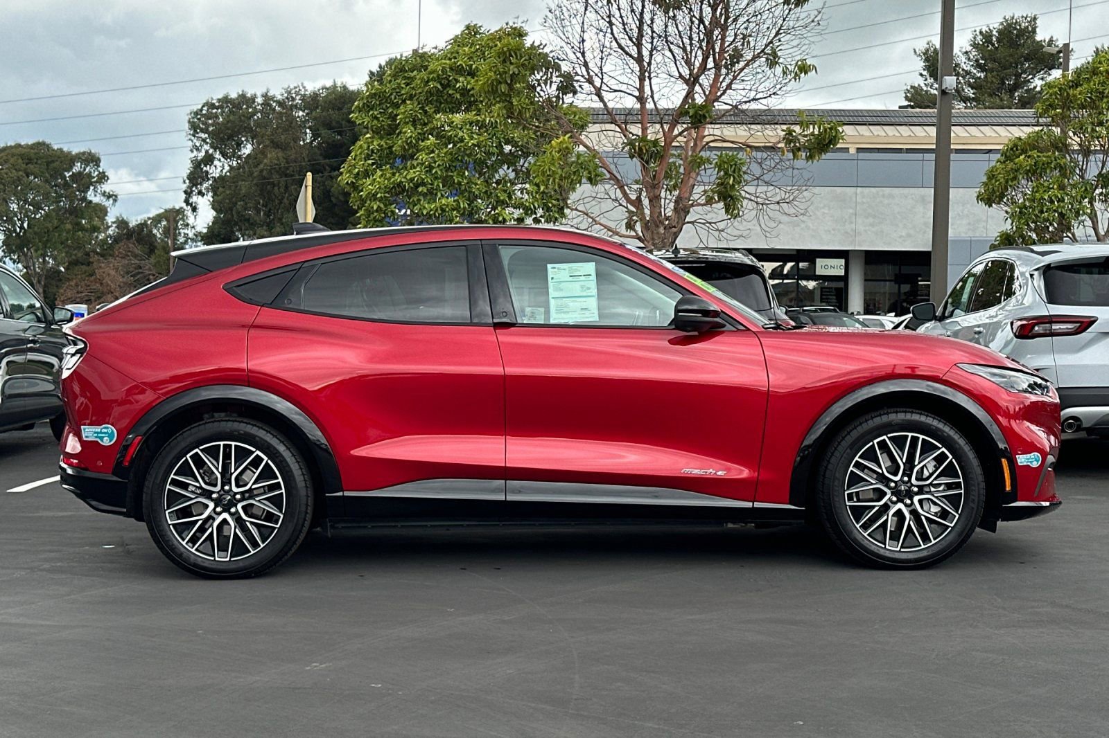 Certified 2024 Ford Mustang Mach-E Premium image 6