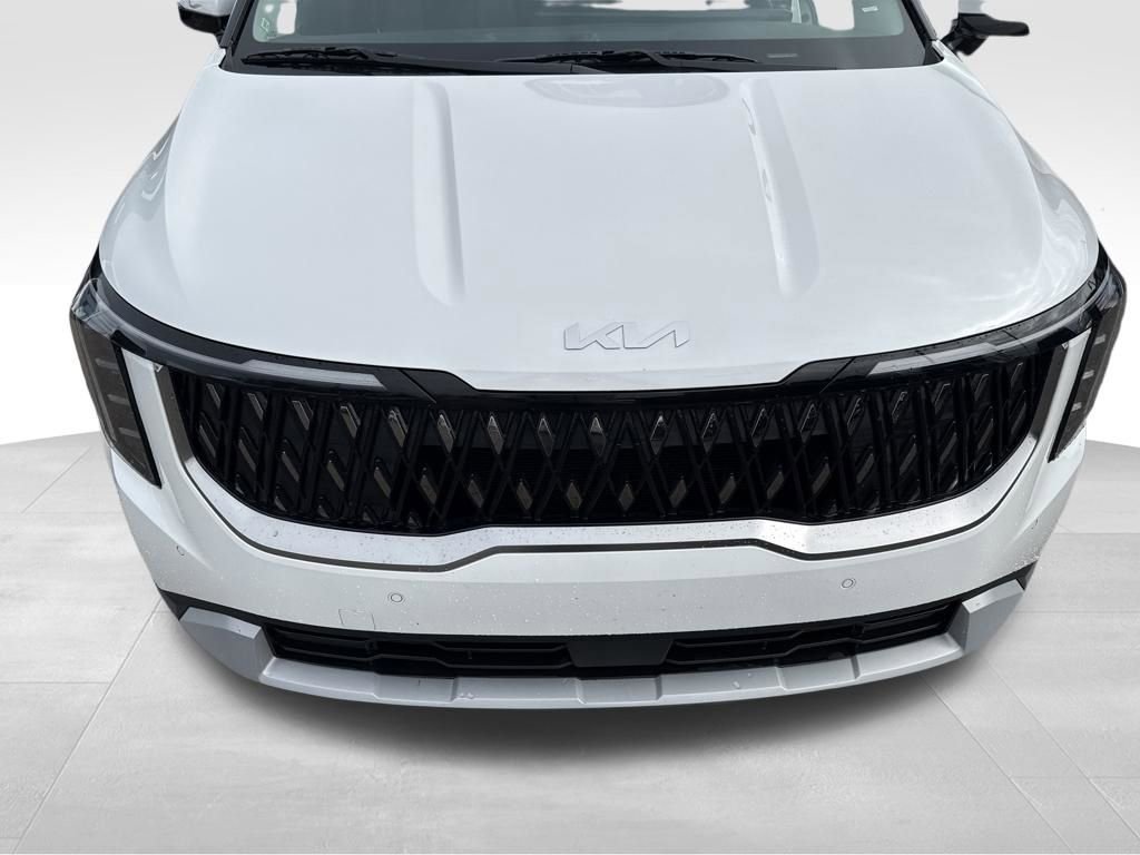 Used 2025 Kia Carnival image 43