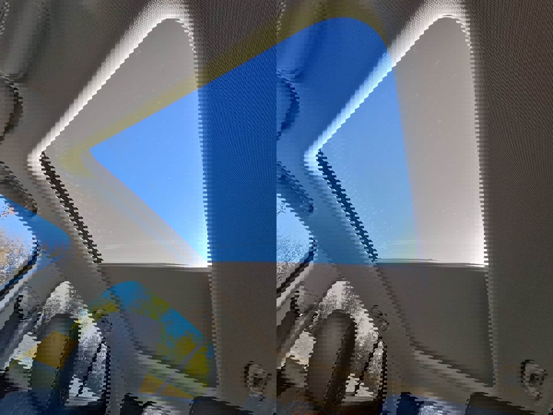 Used 2022 Buick Envision Avenir w/ Technology Package II image 22