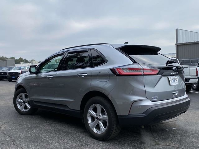 Certified 2024 Ford Edge SE image 6
