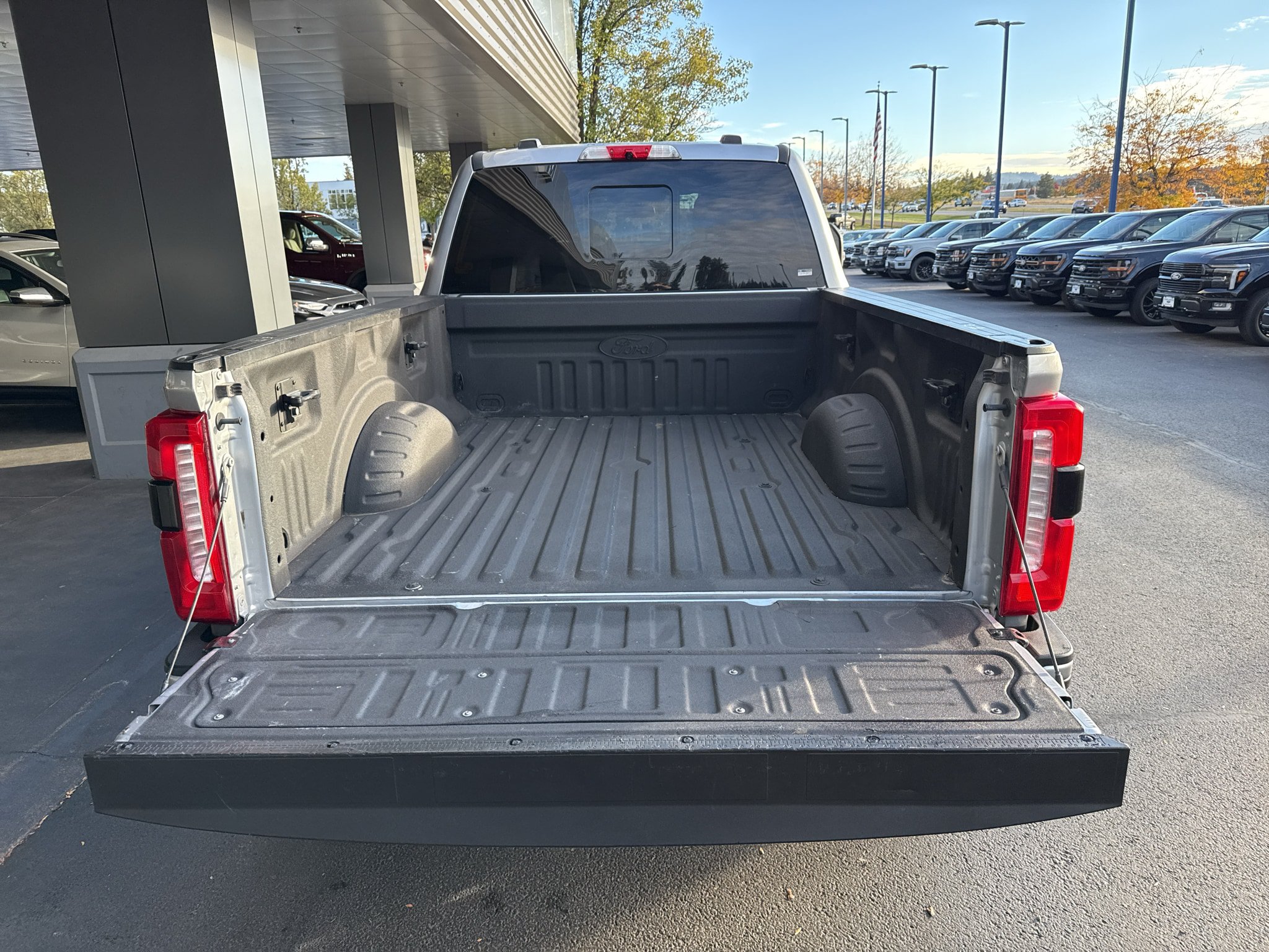 Certified 2023 Ford F250 Lariat w/ Sport Appearance Package AWD/4WD image 7