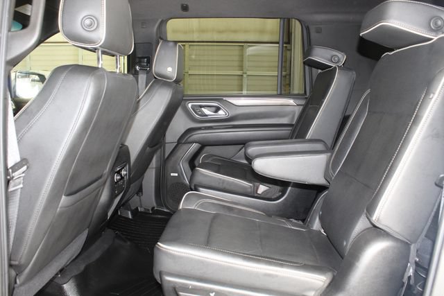 Used 2021 Chevrolet Suburban Premier AWD/4WD image 18