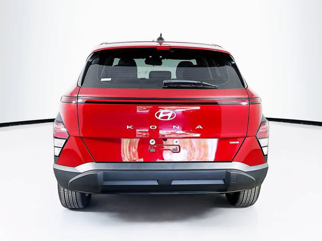 Used 2025 Hyundai Kona SE AWD/4WD image 5