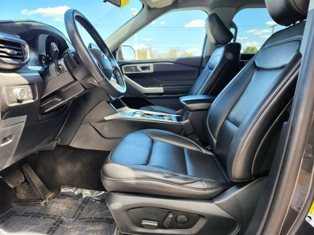 Certified 2020 Ford Explorer XLT w/ Equipment Group 202A AWD/4WD image 20